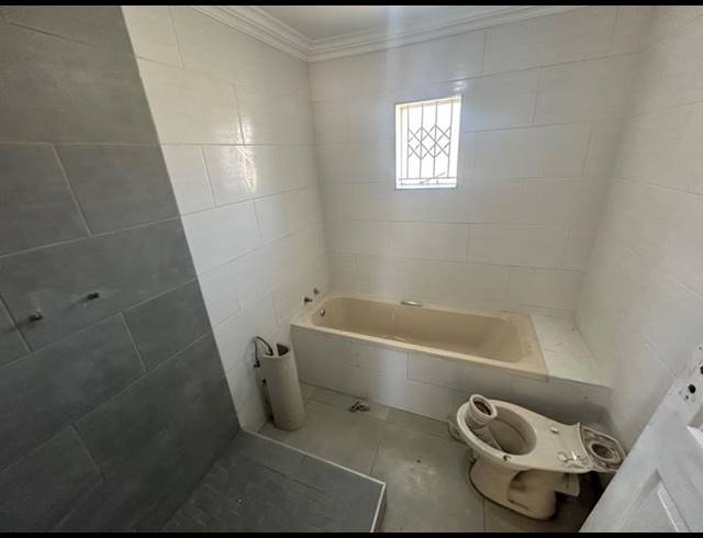 3 BEDROOM HOUSE FOR SALE IN VANDERBIJLPARK CW 6